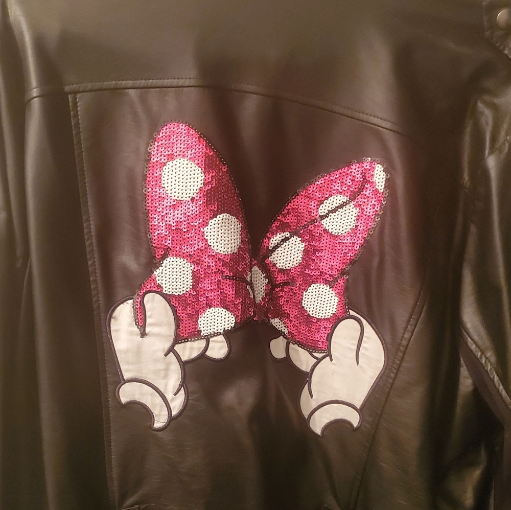 Disney Minnie Mouse Bow Patch Faux Leather Jacket (used) 4x